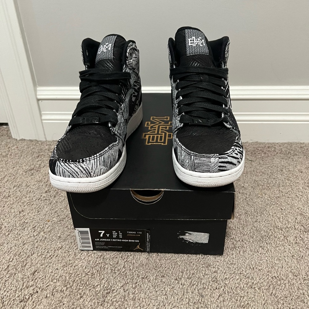 Air Jordan 1 Retro High BHM Size 7 Youth Men